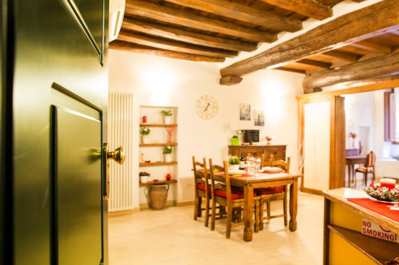 Art Apartment Vicolo Del Panico Florence Exterior photo